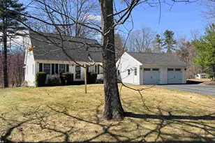 7 Hawthorne Cir, Somersworth, NH 03878 - Photo 25