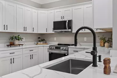 10100 S Willow Street #303, Manchester, NH 03103 - Photo 11