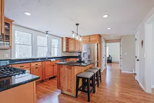 10 Dawn St, Salem, NH 03079 - Photo 7