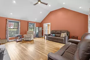 13 Newstead St, Litchfield, NH 03052 - Photo 13