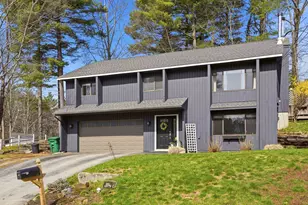 11 Olympia Cir, Nashua, NH 03062 - Photo 1