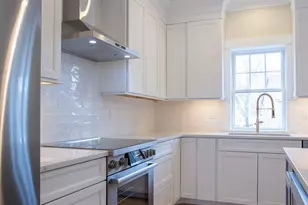 136 Locust St, Dover, NH 03820 - Photo 7
