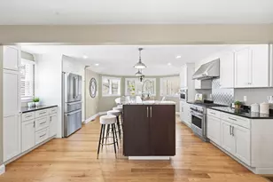 34 Shore Dr, Salem, NH 03079 - Photo 7