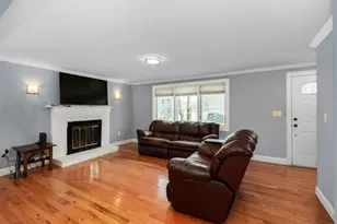 2 Forge Dr, Nashua, NH 03060 - Photo 7