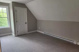 10 Phyllis Ave, Raymond, NH 03077 - Photo 17