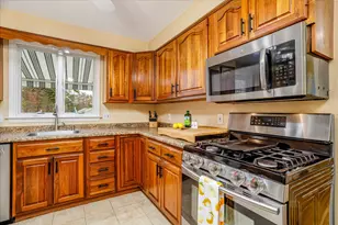 3 Wallace Dr, Merrimack, NH 03054 - Photo 9