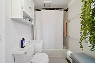 1268 Hanover St, Manchester, NH 03104 - Photo 37
