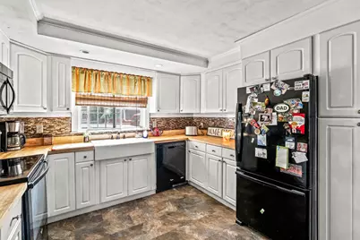 1 Border Street, Milford, NH 03055 - Photo 5