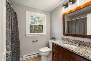 26 Wedgewood Dr, Londonderry, NH 03053 - Photo 25
