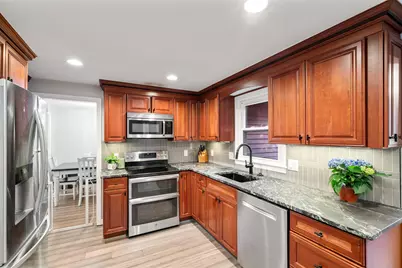 26 Wedgewood Drive, Londonderry, NH 03053 - Photo 7