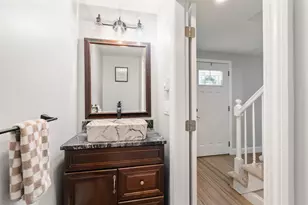 26 Wedgewood Dr, Londonderry, NH 03053 - Photo 21