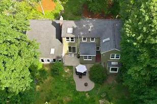 26 Wedgewood Dr, Londonderry, NH 03053 - Photo 3