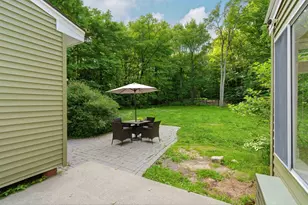 26 Wedgewood Dr, Londonderry, NH 03053 - Photo 37