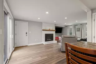 26 Wedgewood Dr, Londonderry, NH 03053 - Photo 13