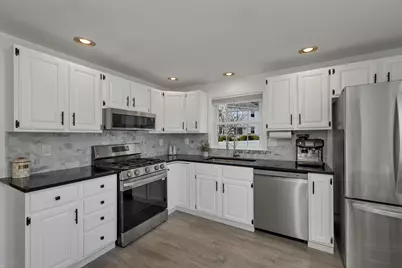 8 Norton Road, Hampton, NH 03842 - Photo 3