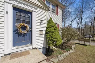 31 Hill St, Dover, NH 03820 - Photo 5
