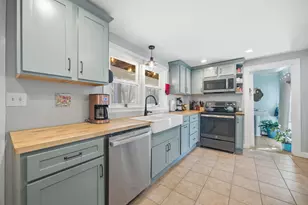 31 Hill St, Dover, NH 03820 - Photo 11