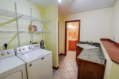 8 Royal Oak Drive, Nashua, NH 03064 - Photo 25