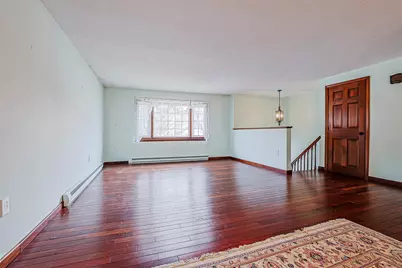 8 Royal Oak Drive, Nashua, NH 03064 - Photo 5