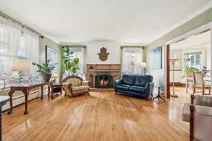 944 Chestnut St, Manchester, NH 03104 - Photo 9