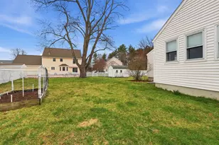 60 Pine Hill Rd, Nashua, NH 03063 - Photo 17