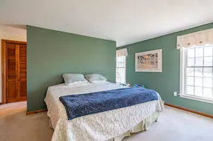 8 Veterans Rd, Amherst, NH 03031 - Photo 17