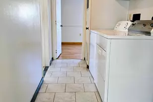 1 Marsh Hl Cir, Tilton, NH 03276 - Photo 5