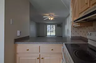 3 Essex Grn Dr, Merrimack, NH 03054 - Photo 9
