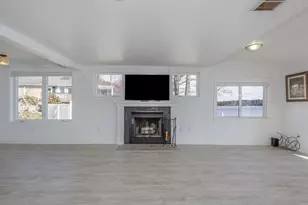 2 Charlie Ln, Deerfield, NH 03037 - Photo 15