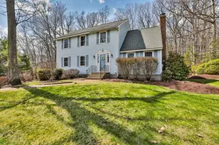 11 Erik St, Merrimack, NH 03054 - Photo 1