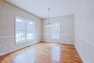 10 Checkerberry Ln, Londonderry, NH 03053 - Photo 19