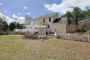10 Checkerberry Ln, Londonderry, NH 03053 - Photo 37