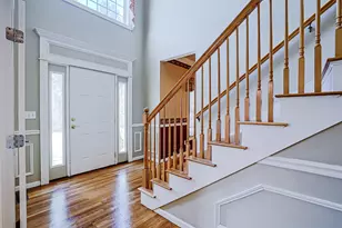 10 Checkerberry Ln, Londonderry, NH 03053 - Photo 5