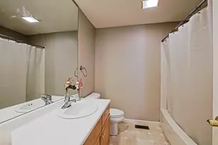 10 Checkerberry Ln, Londonderry, NH 03053 - Photo 31
