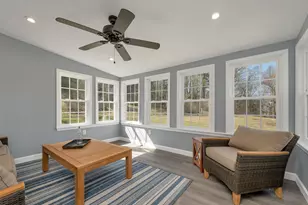 7 Pinecrest Dr, Bedford, NH 03110 - Photo 9