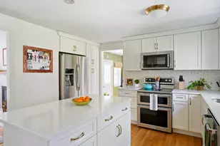 45 Gault Rd, Bedford, NH 03110 - Photo 11
