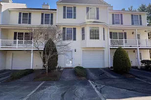 19 Mulberry Ln, Amherst, NH 03031 - Photo 3
