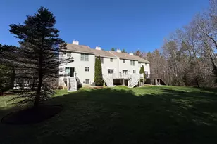 19 Mulberry Ln, Amherst, NH 03031 - Photo 9