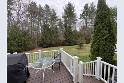 19 Mulberry Lane, Amherst, NH 03031 - Photo 5