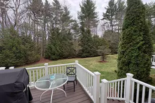 19 Mulberry Ln, Amherst, NH 03031 - Photo 11