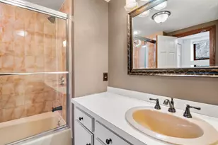 80 Pond St, Salem, NH 03079 - Photo 35