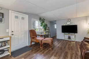 4 Clovercrest Dr, Nashua, NH 03062 - Photo 9