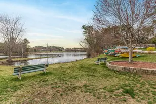 4 Clovercrest Dr, Nashua, NH 03062 - Photo 49