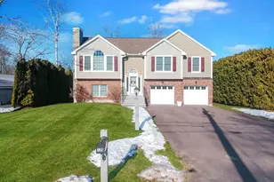 129 Sunset Dr, Belmont, NH 03220 - Photo 5