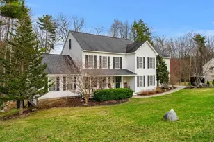 7 Samantha Ave, Raymond, NH 03077 - Photo 3