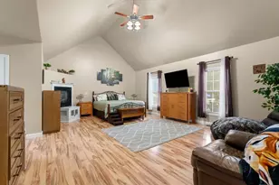 7 Samantha Ave, Raymond, NH 03077 - Photo 41
