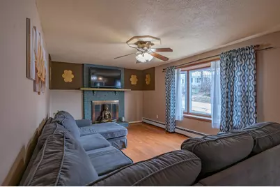 31 Rosemont Avenue, Manchester, NH 03103 - Photo 21