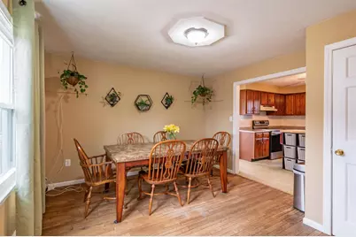 31 Rosemont Avenue, Manchester, NH 03103 - Photo 7