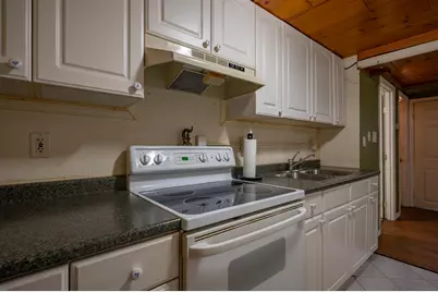 31 Rosemont Avenue, Manchester, NH 03103 - Photo 37