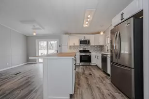 24 Donald Dr, Goffstown, NH 03045 - Photo 5